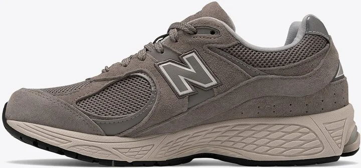 2002R Low-Top Sneakers in Marblehead with Light Aluminum - Image 2