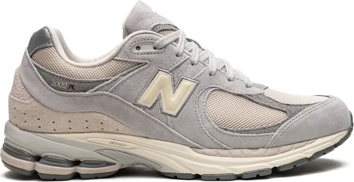2002R "Lunar New Year