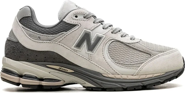 2002R "Raincloud Concrete" sneakers
