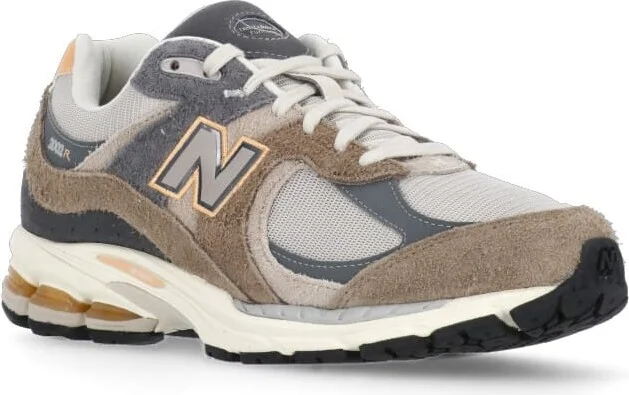 2002r Sneakers - Image 3