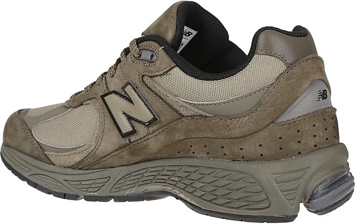 2002r Sneakers - Image 3