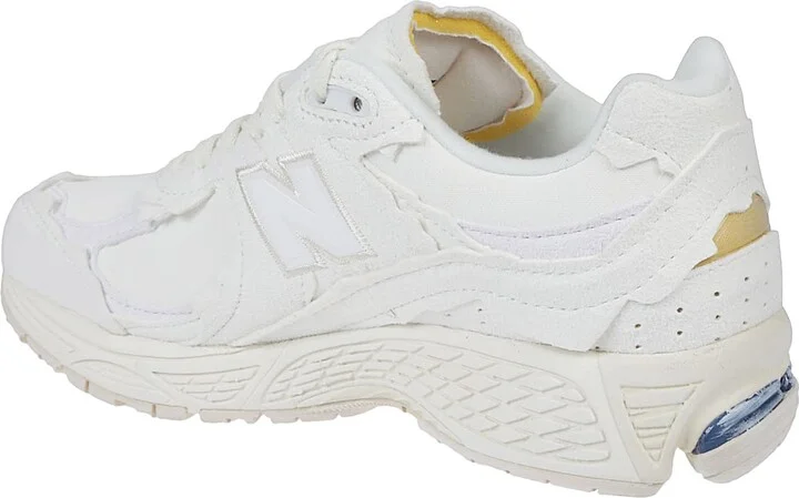 2002r Sneakers - Image 3