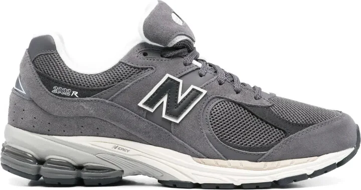 2002R sneakers
