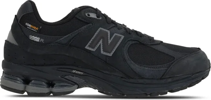 2002R sneakers