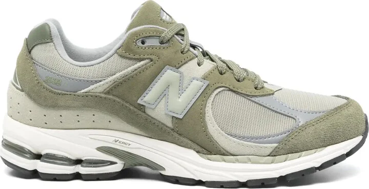 2002R sneakers