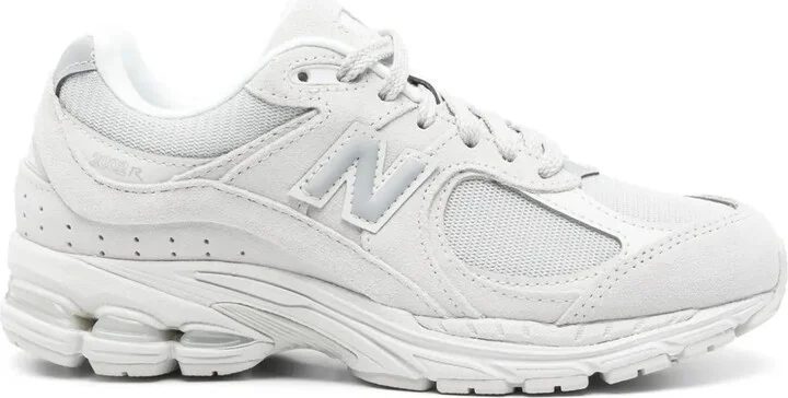 2002R sneakers