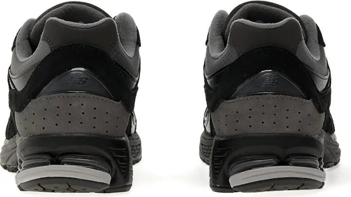 2002R suede trainers - Image 3
