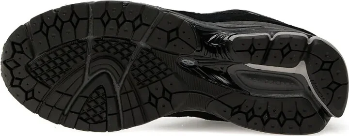 2002R suede trainers - Image 4