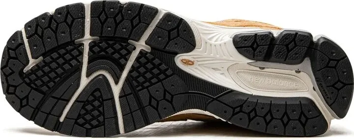 2002R "Sweet Caramel" sneakers - Image 4