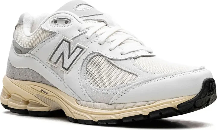 2002R "White/Reflection/Gold Metallic" sneakers - Image 2