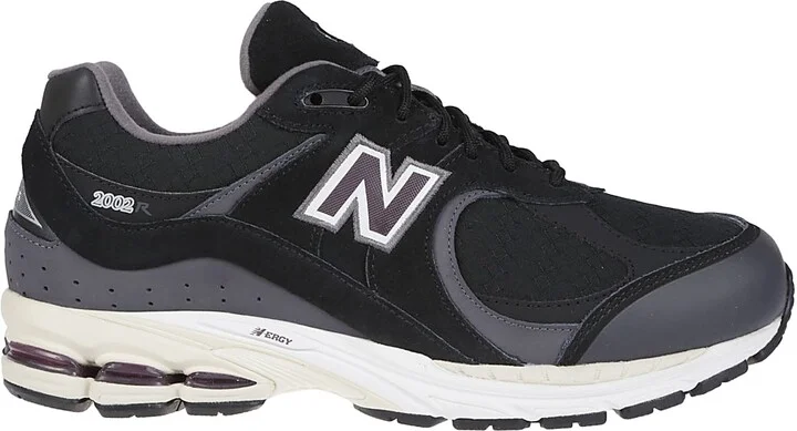 2002rx Sneakers