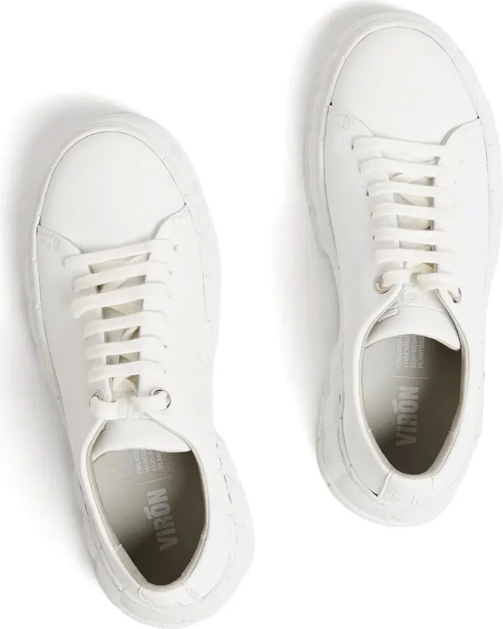 2005 Sneakers - Image 4