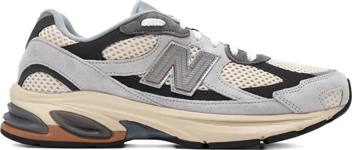 2010 Panelled Low-Top Sneakers