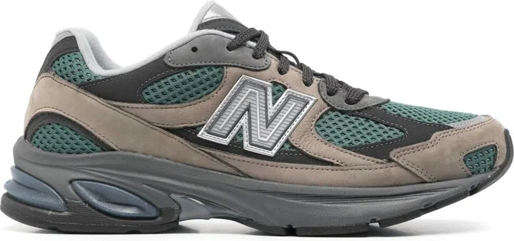 2010 Sneakers