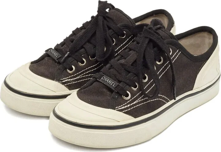 2023 Canvas Sneakers - Image 2