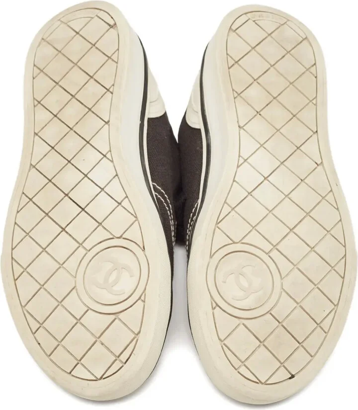 2023 Canvas Sneakers - Image 4