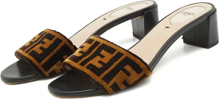 2024 45mm Zucca mules - Image 2
