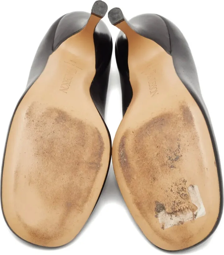 2024 90mm Embellished Pumps - Image 4