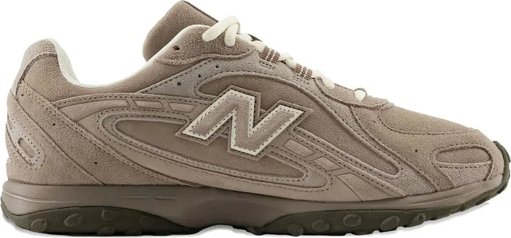 204L "Mushroom/Arid Stone" sneakers
