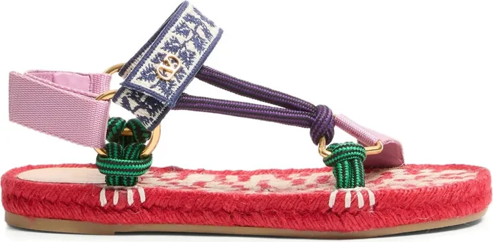 20mm Lake Powell embroidered sandals