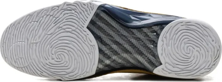 23 Retro Marquette sneakers - Image 3