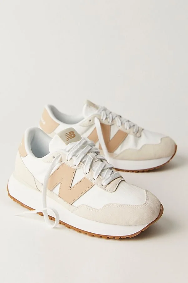 237 Sneakers - Image 2