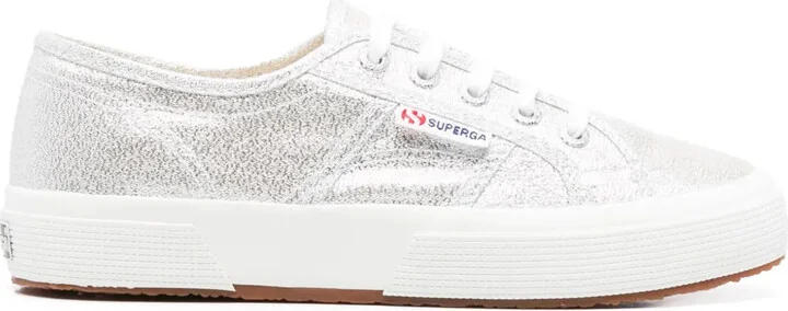 2750 Sneakers