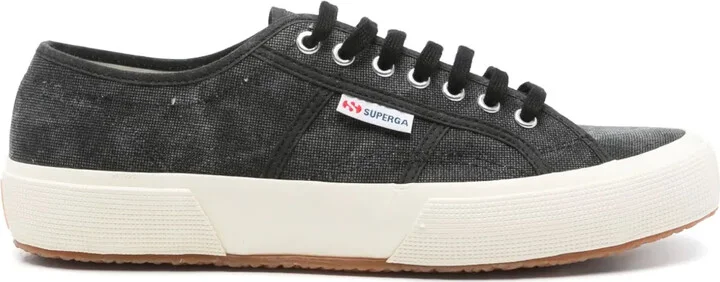 2750 Sneakers