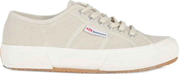 2750 Sneakers