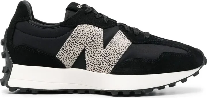 327 Moombean Leopard sneakers