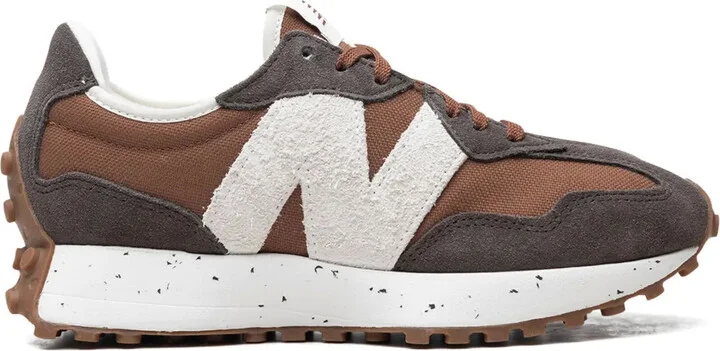 327 "Rich Earth" sneakers