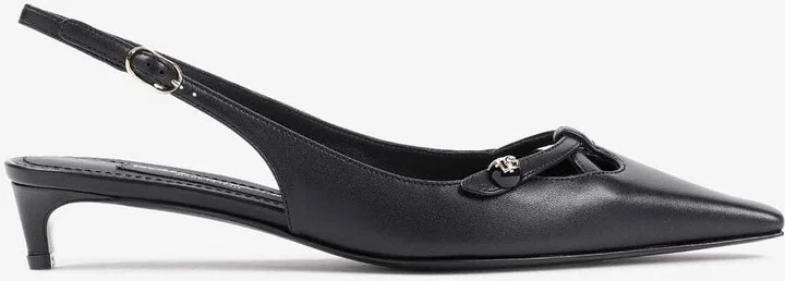 35 Pointed Leather Pumps
