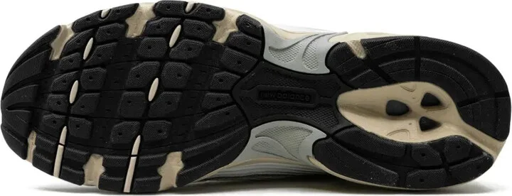 350 'White' low-top sneakers - Image 5