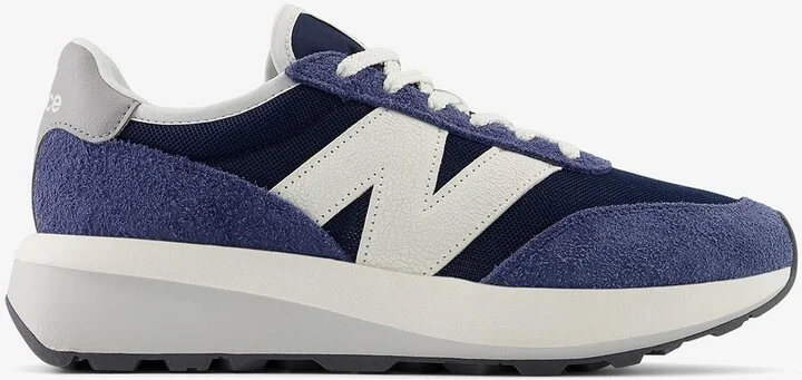 370 Low-Top Sneakers in NB Navy with Sea Salt