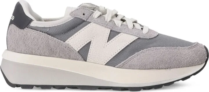 370 Sneakers