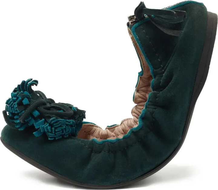 3D-detailed ballet flats