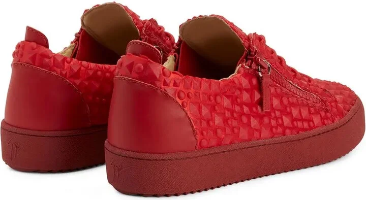 3D detailing low-top sneakers - Image 3