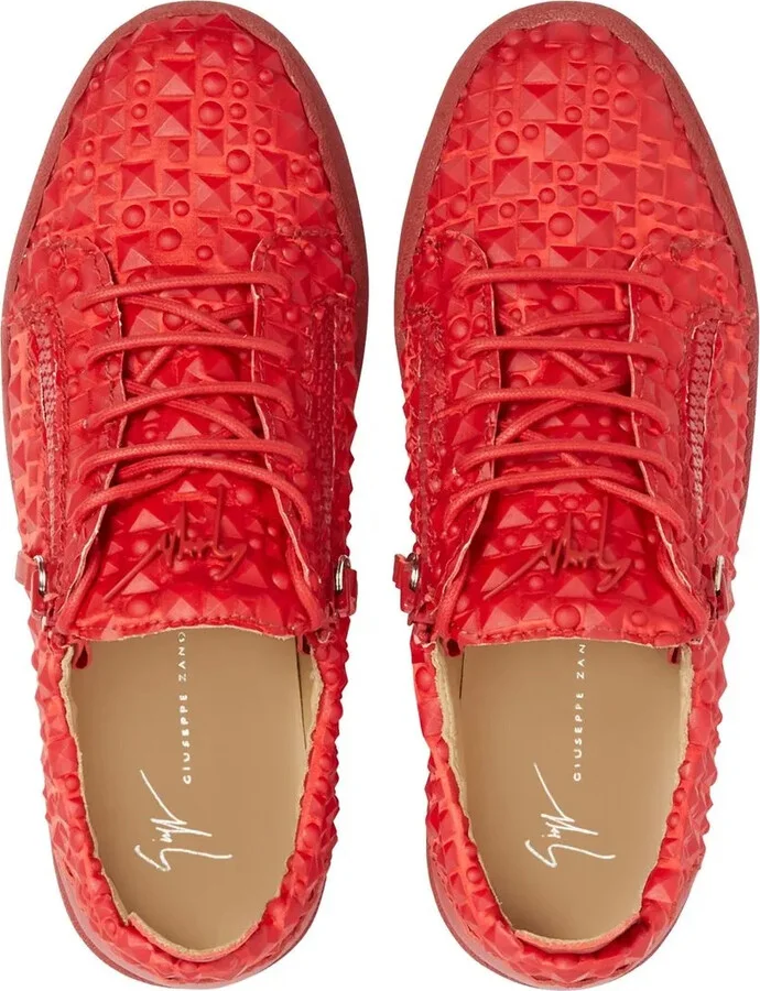 3D detailing low-top sneakers - Image 4