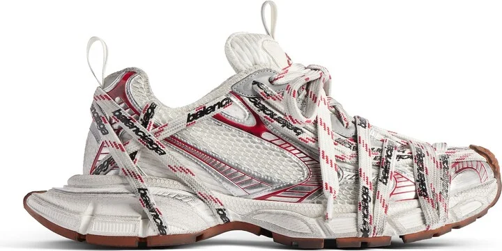 Beige/grey/red/brown
