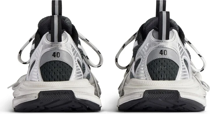 3Xl Gradient Sneaker - Image 5