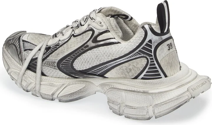 3XL Sneaker - Image 2