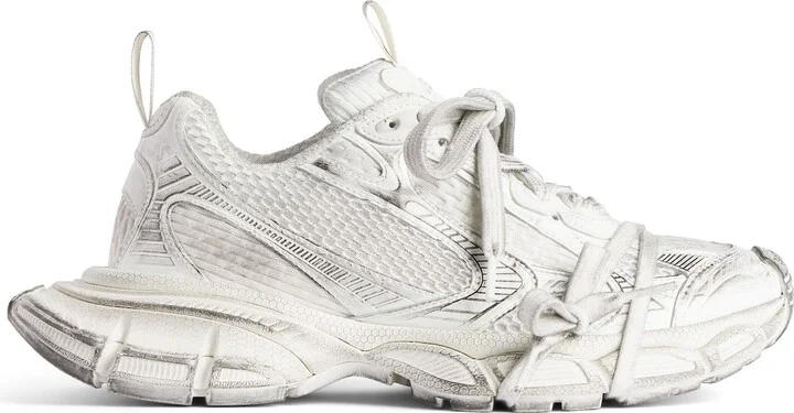 3Xl Sneaker
