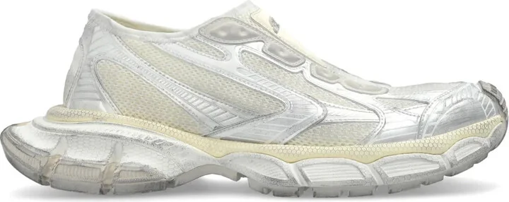 3XL sneakers
