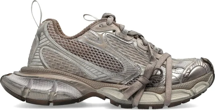 3XL sneakers