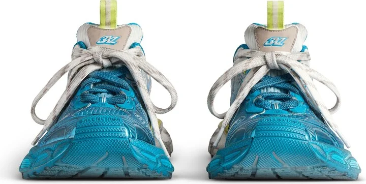 3Xl Toe Spray Sneaker - Image 3