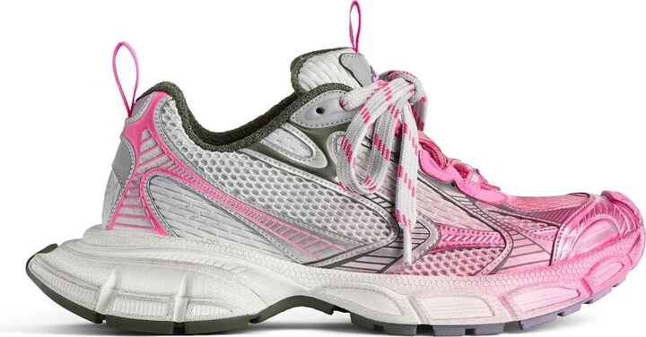 3Xl Toe Spray Sneaker