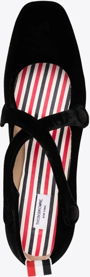 40 Crisscross Velvet Pumps - Image 3