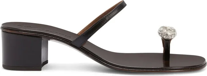 40mm Icon Ring sandals
