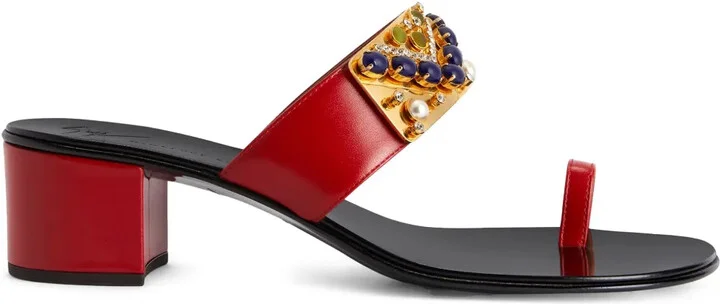 40mm Nefertiti sandals