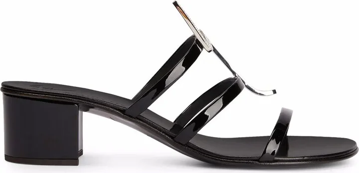 40mm Syrma G sandals